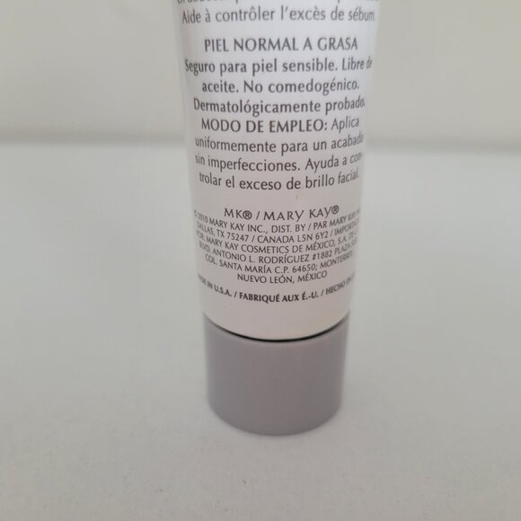 Mary Kay Medium Coverage Foundation Beige 302 Normal to Oily Skin 1 oz Gray Cap - Picture 5 of 5